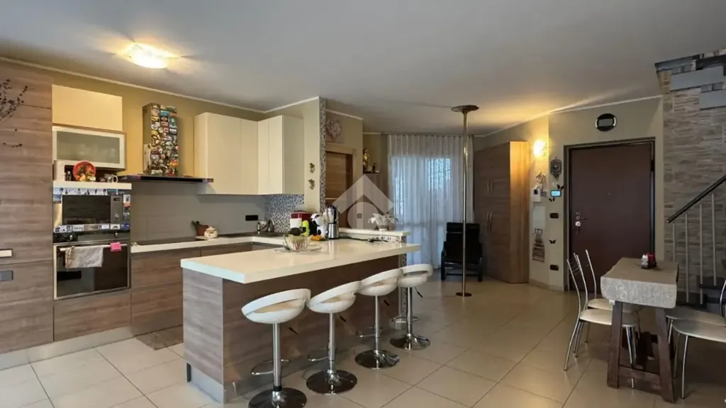 Köök - 5-Bedroom Apartment with Terrace in Rivalta di Torino