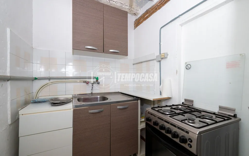 Köök - One-Bedroom Flat in Multi-Storey Building in Sassuolo