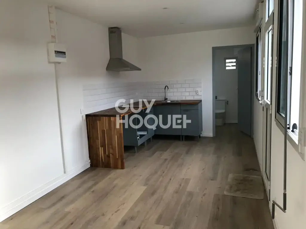 Cucina - Renovated Studio with Private Courtyard in St-Benoît