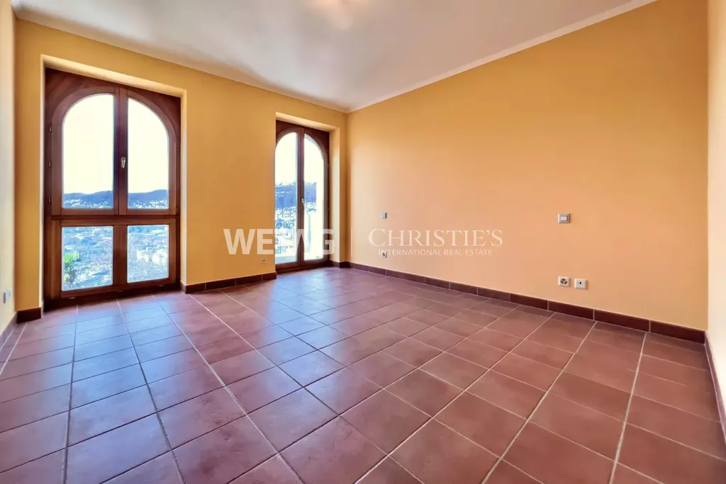 Toad - Lake View Apartment with Pool in Ruvigliana