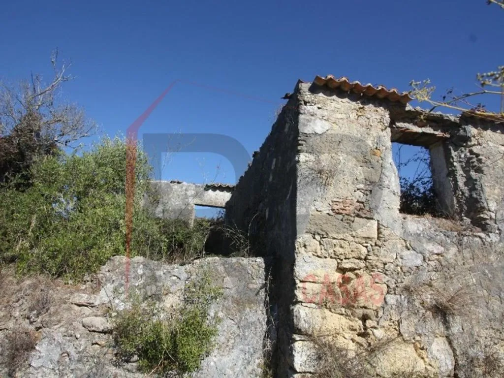 Välivaade - Farm with Panoramic View in Serra do Louro