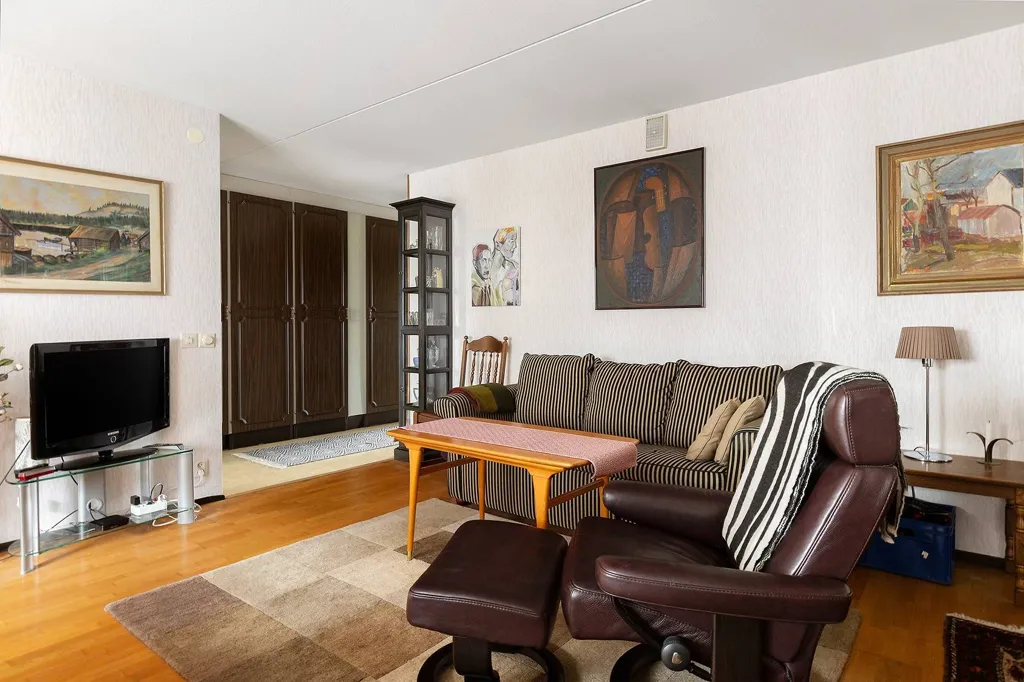 Soggiorno - Apartment with Balcony in Örebro