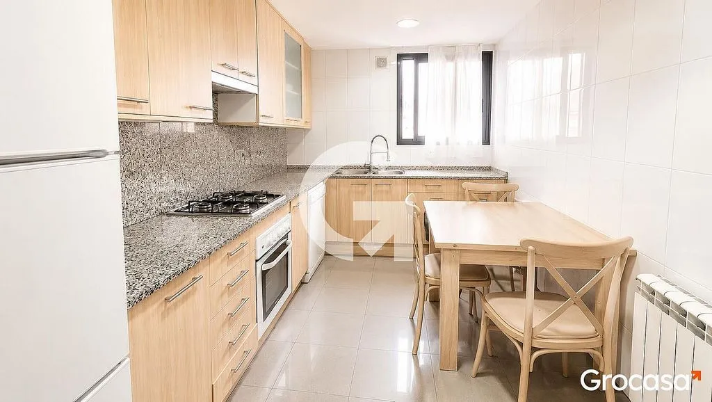 Köök - Apartment with Parking in El Vendrell