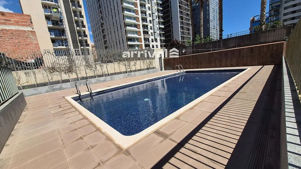Piscine - Modern Flat with Pool in Quatre Carreres