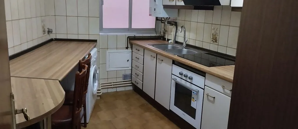 Köök - Furnished Flat with Balcony in Gran Vía