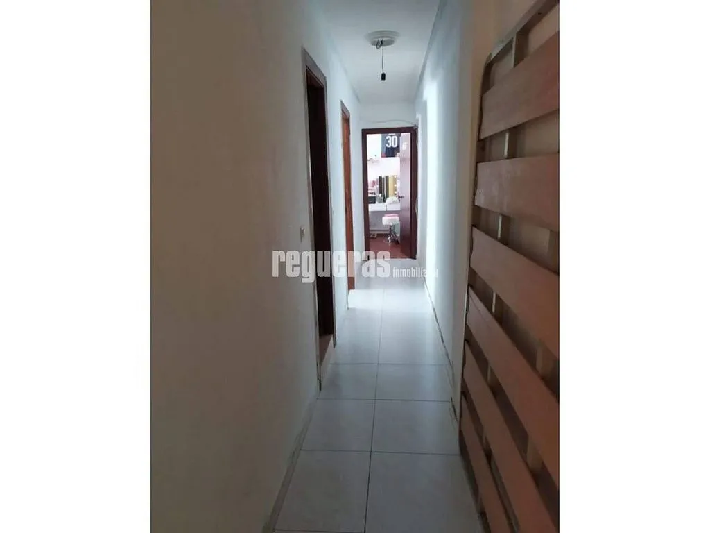 Entrée - Apartment with Lift in La Magdalena, Avilés