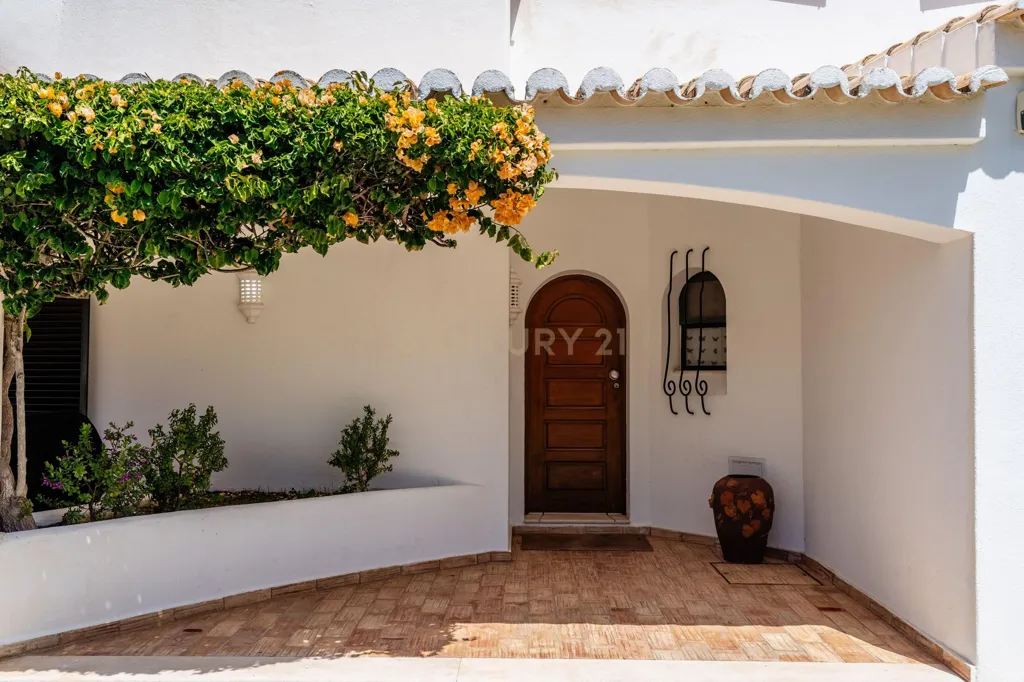 Terrace - Sea View Villa with Pool in Alvor