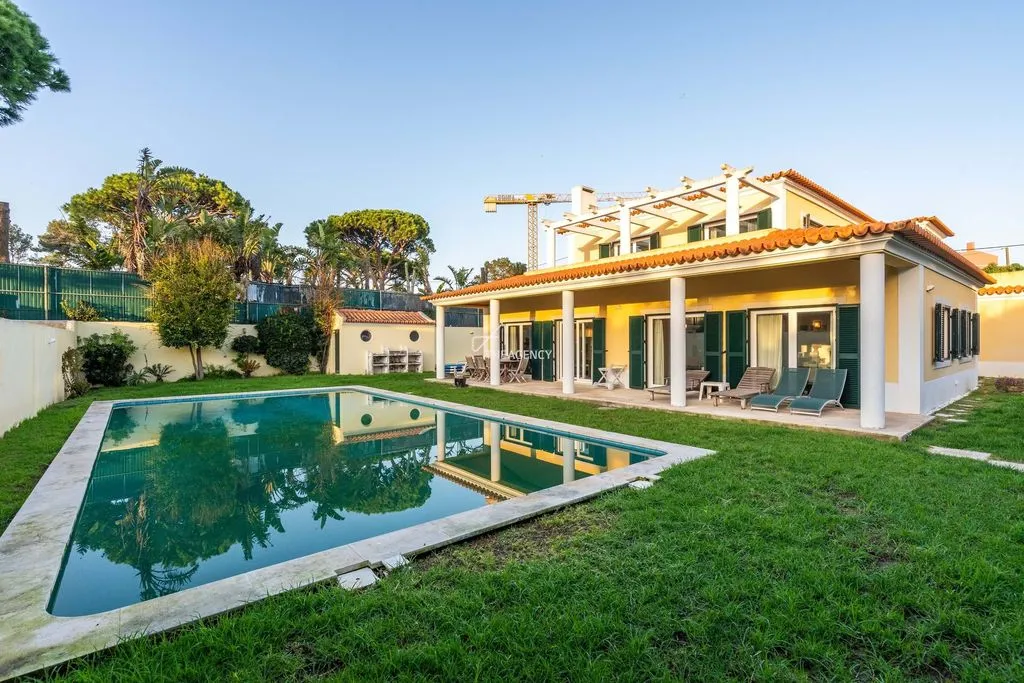 Piscine - Luxury Villa with Pool in Guia, Lisbon