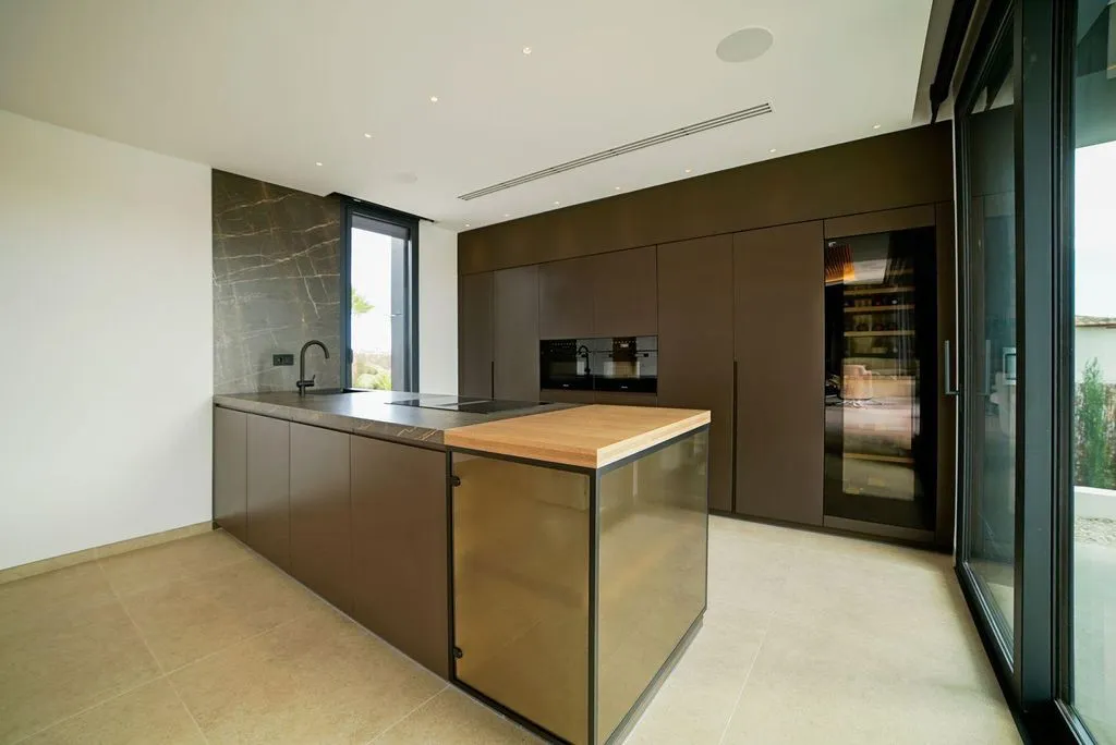Cuisine - Luxury Villa with Pool in Calpe