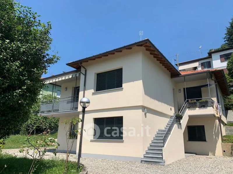 Exterior - Modernised Trilocale with Private Garden in Varese