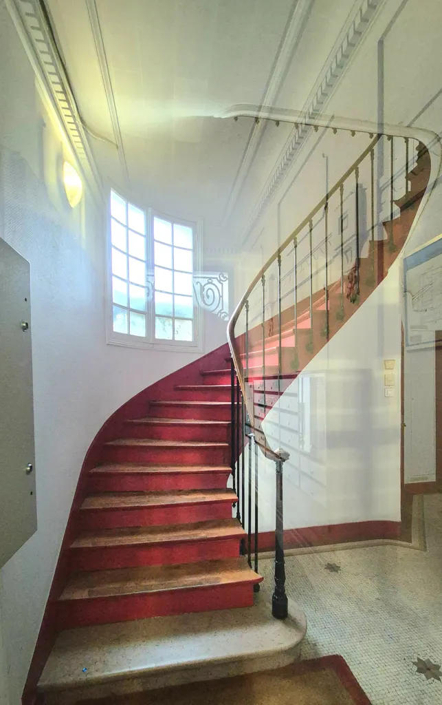 Toad - Grand 2-Piece in Historic Building, Paris 18th
