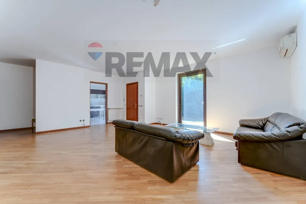 Living Room - Single Villa with Garden in Bonate Sopra