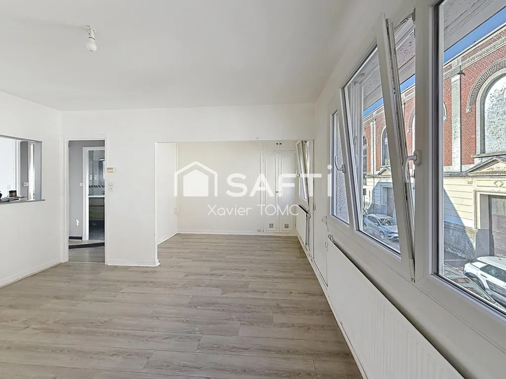 Toad - City Centre Flat with Parking in Lens