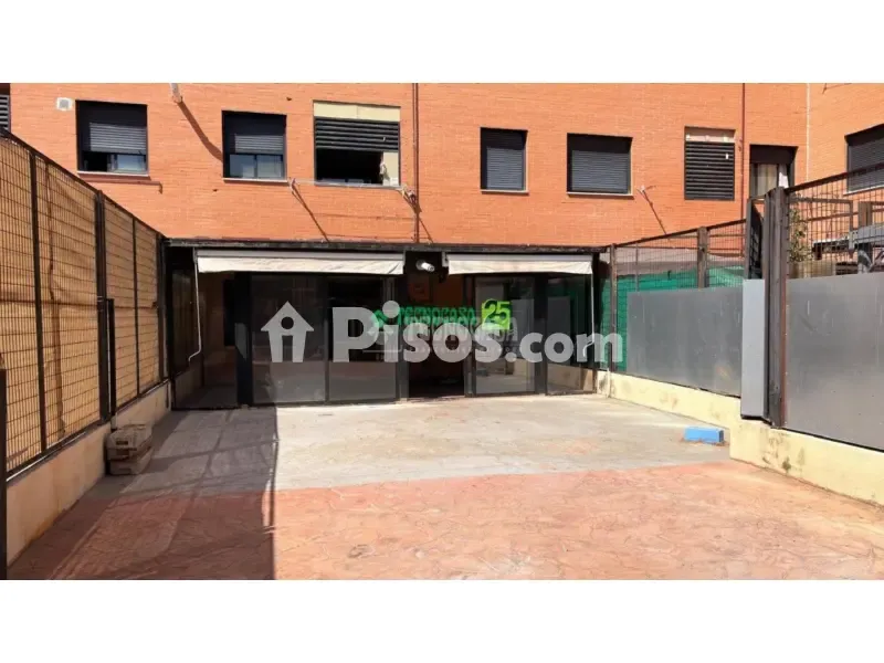 Jardin - Apartment with Patio in Yuncler
