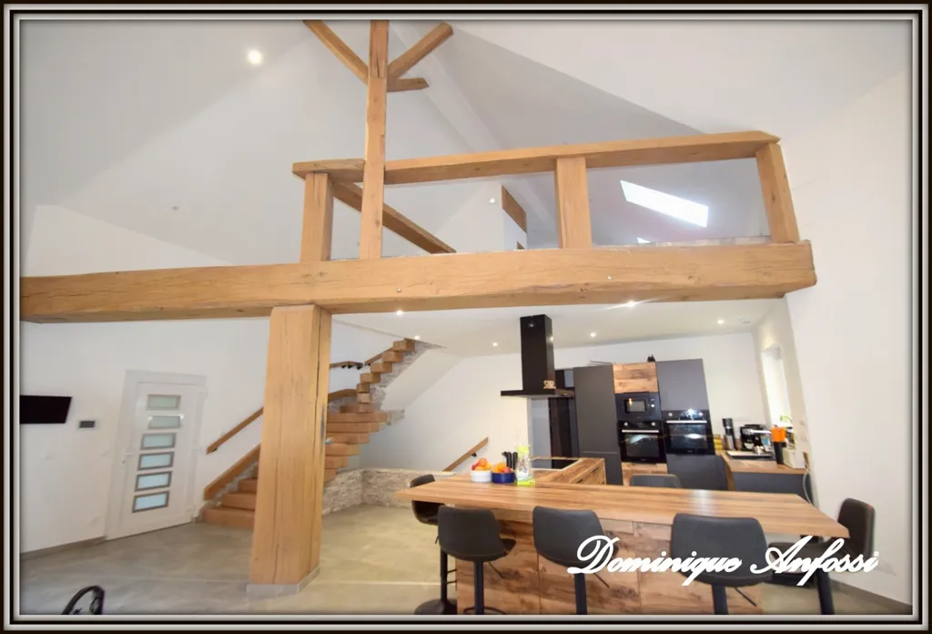 Séjour - Maison Luxueuse avec Piscine Intérieure à Labaroche
