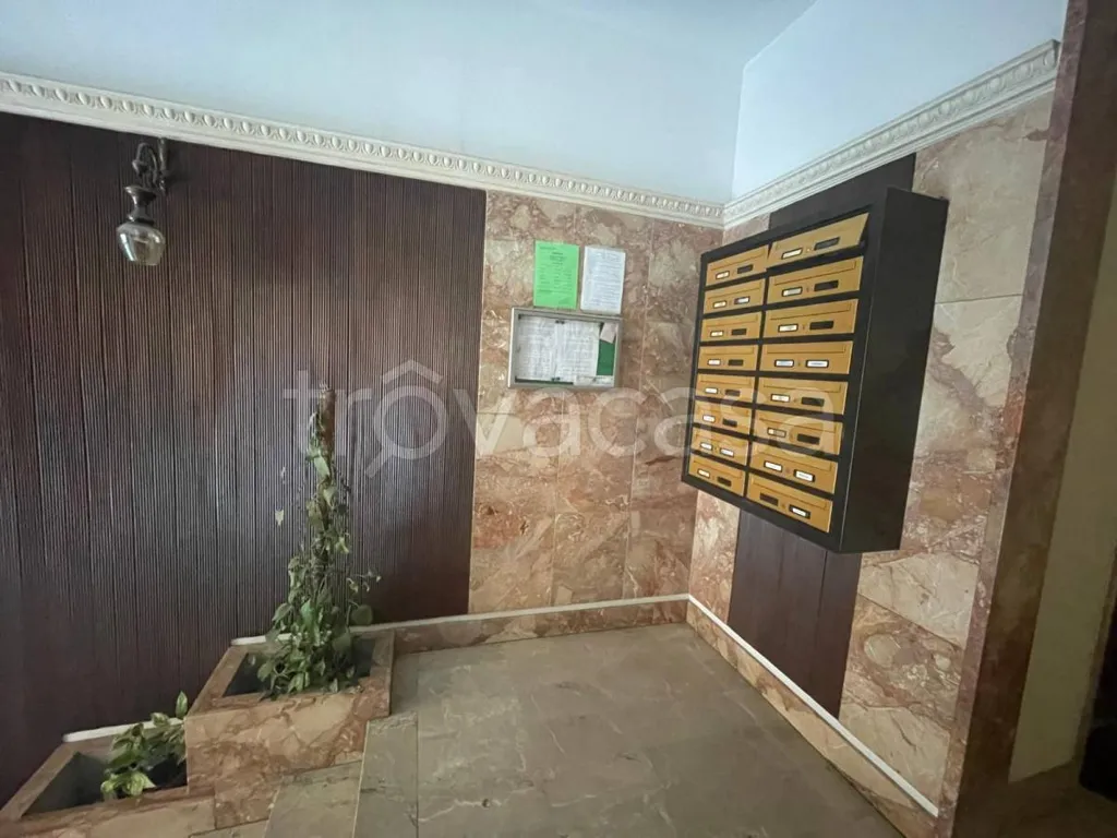 Entrée - Bright Apartment with Balcony in Pinerolo
