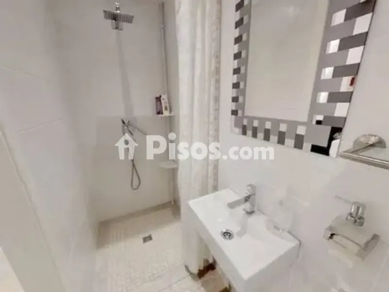 Salles de bain - Maison 4 chambres à ES