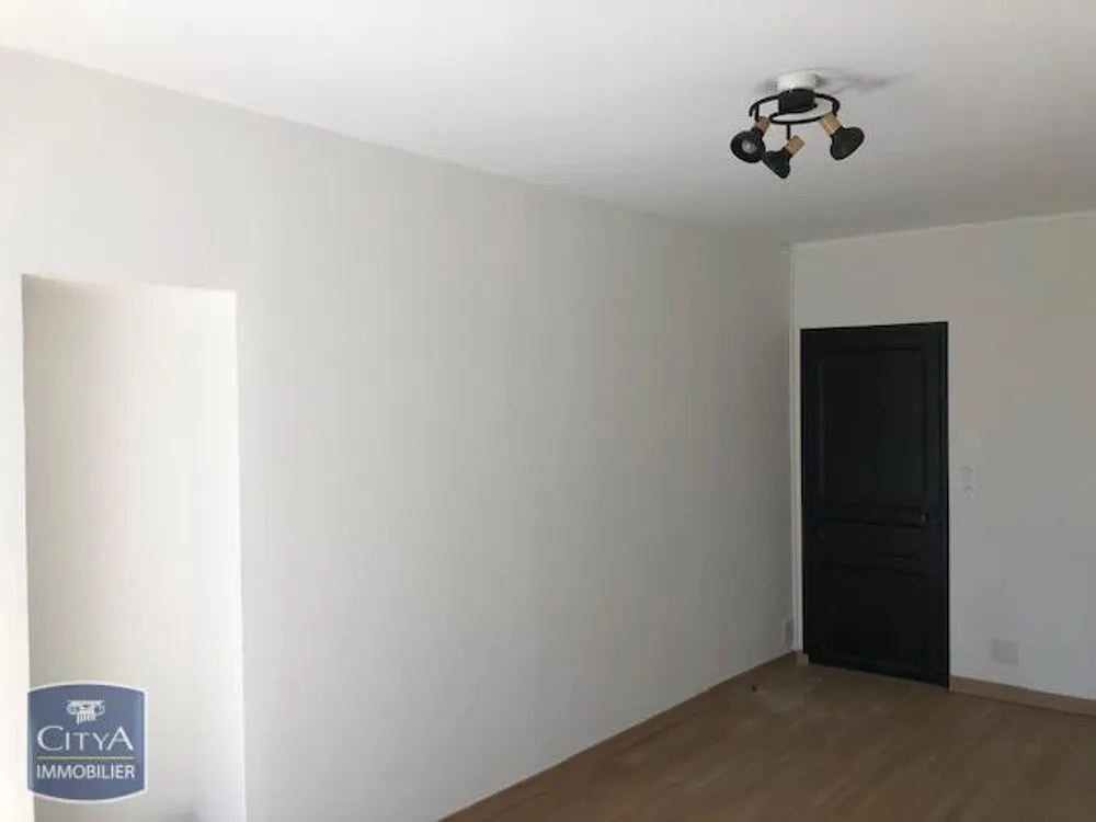Pièces - Maison 3 Pièces avec Jardin à Lavalette