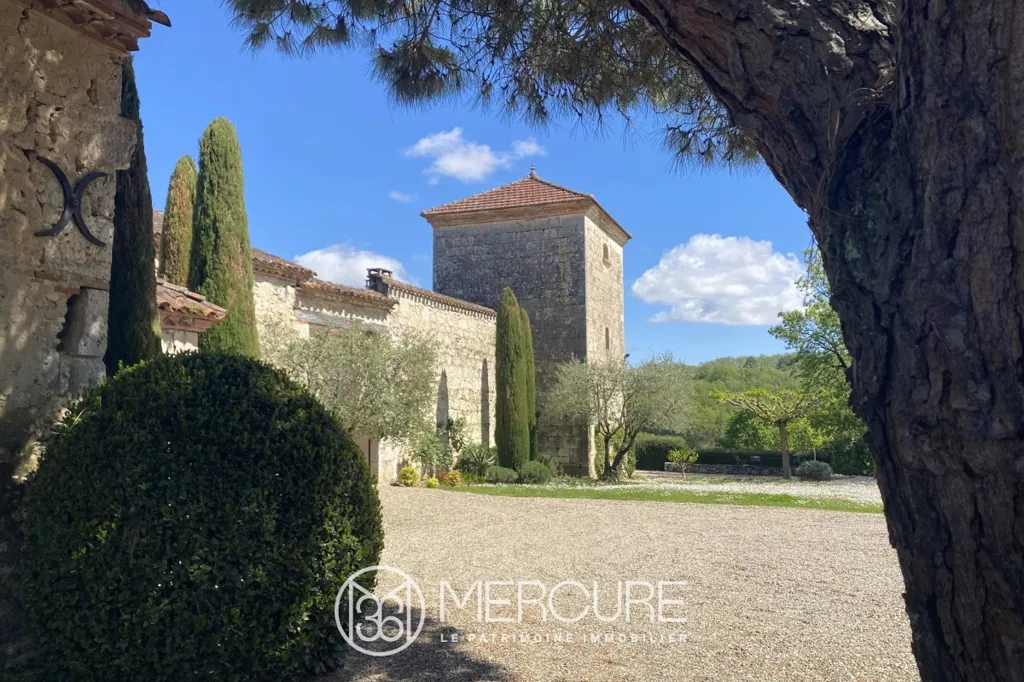 Aed - Villa with Chartreuse and Pool near Agen