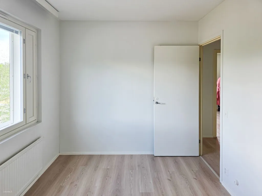 Pièces - Spacious Apartment with Balcony in Kannisto, Kerava