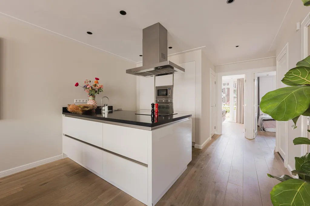 Cuisine - Bright Apartment with Balcony in Amsterdam