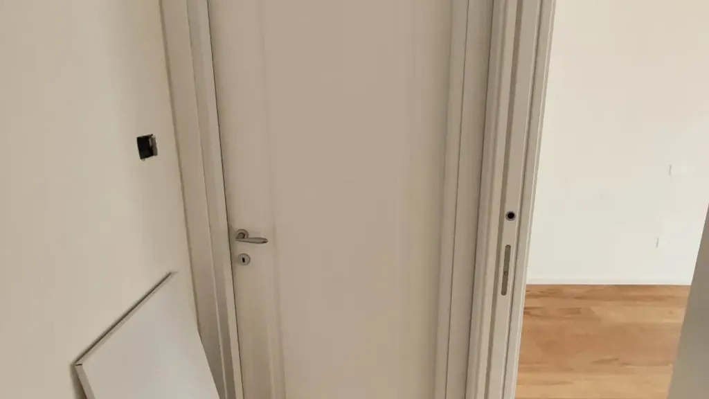 Esik - Hi-Tech Apartment with Terrace in Padua