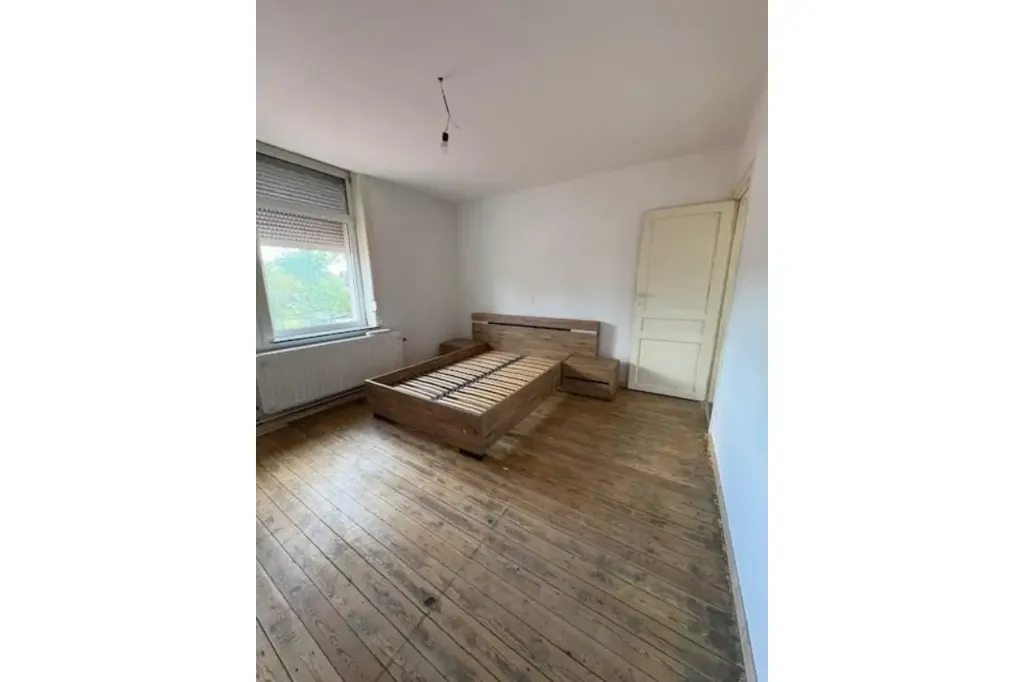 Chambres - Maison avec Cour et Jardin à Bray