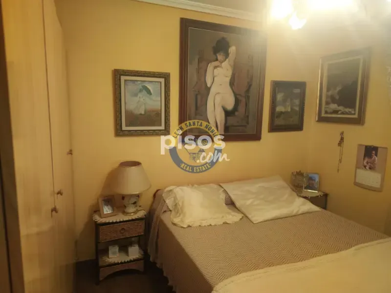 Bedrooms - 3-bedroom house in ES