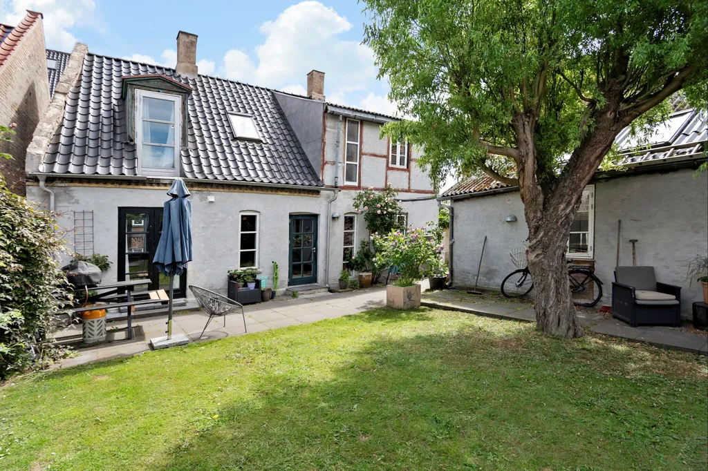Giardino - Bohemian-Style House in Historic Roskilde