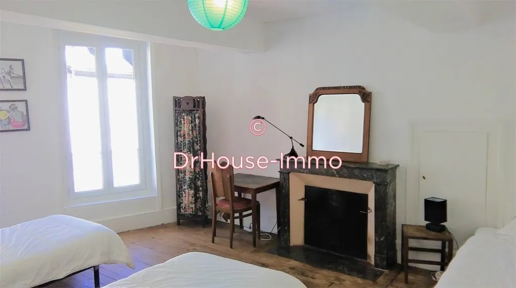 Magamistoad - Vintage House with Garden in Town Centre