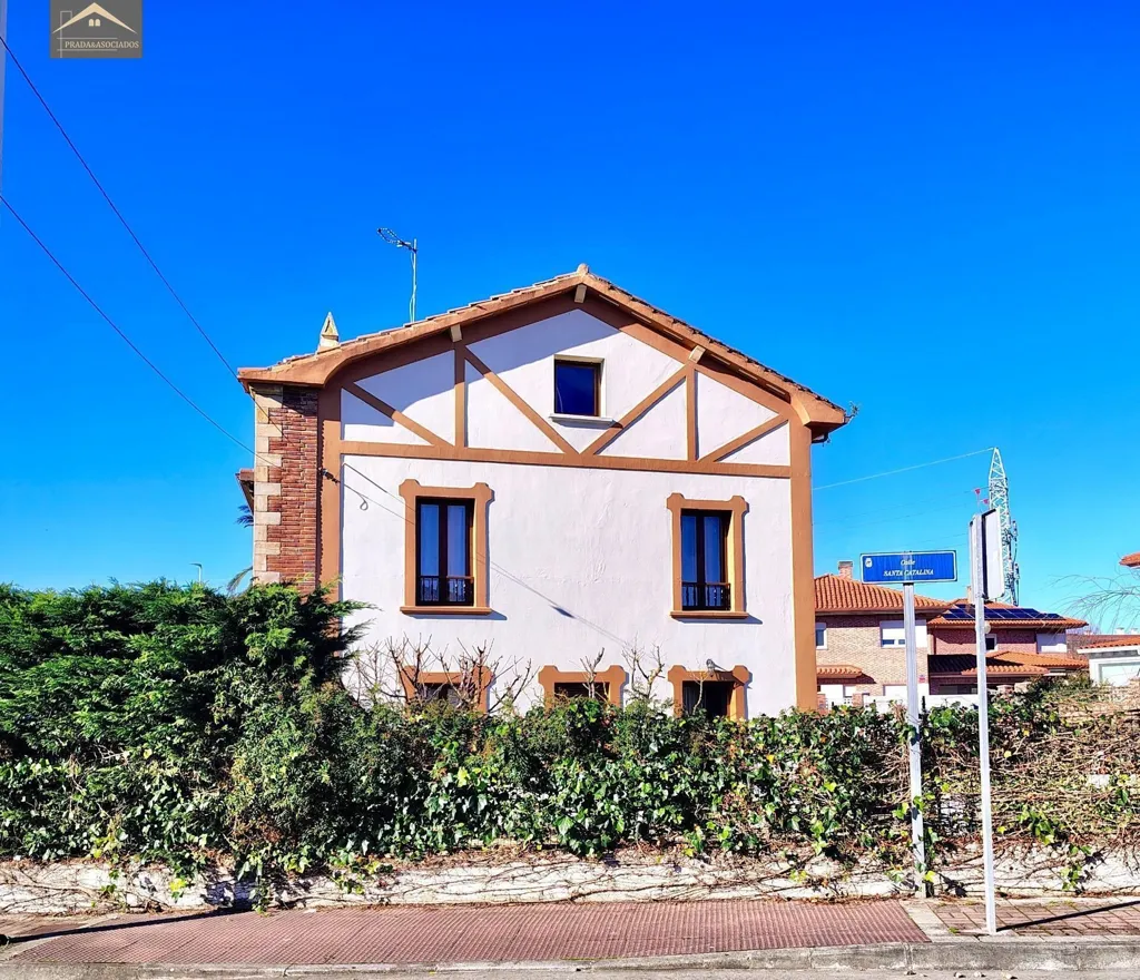 Extérieur - Rustic Chalet with Pool near Santander