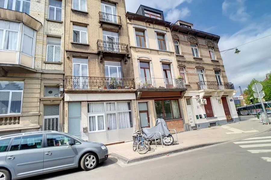 Exterior - Detached House with Duplex in Saint-Gilles