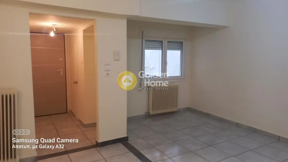 Pièces - Office Space with Balcony in Patissia-Acharnes