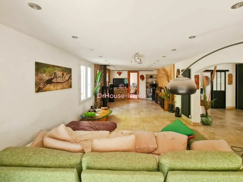 Elutuba - Charming Villa with Pine Grove in Pierrevert