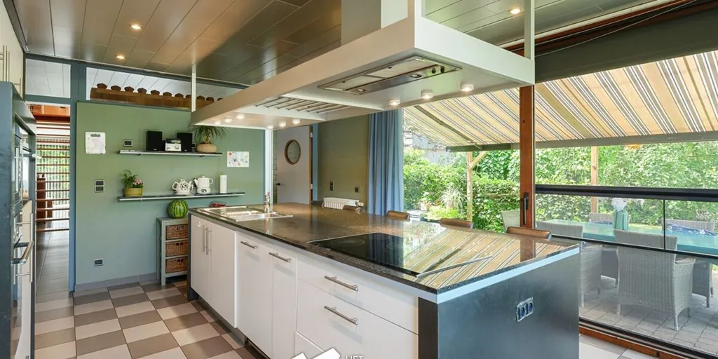 Cuisine - Maison avec Atelier sur Terrain de 1372m² à Balen