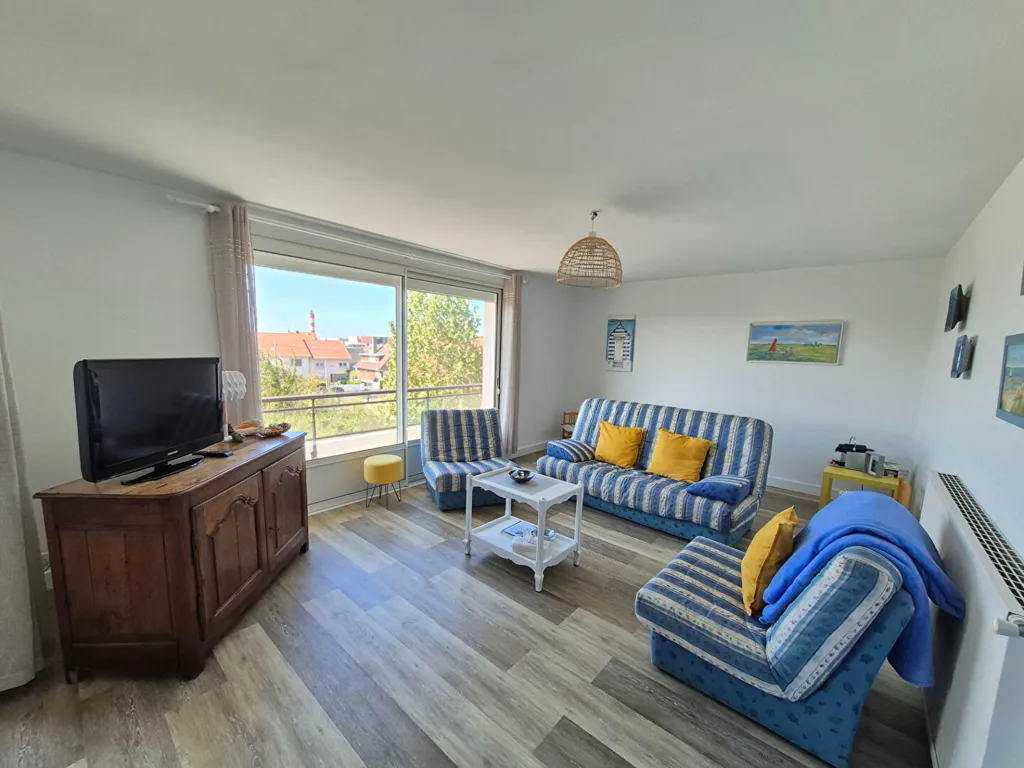 Séjour - Appartement 3 Pièces avec Balcon à Berck