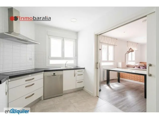 Cuisine - Modernised Flat with Air Conditioning in Arganzuela
