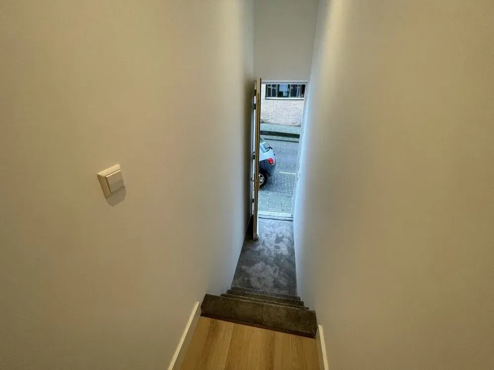 Toad - Renovated Student Apartment in Delfshaven