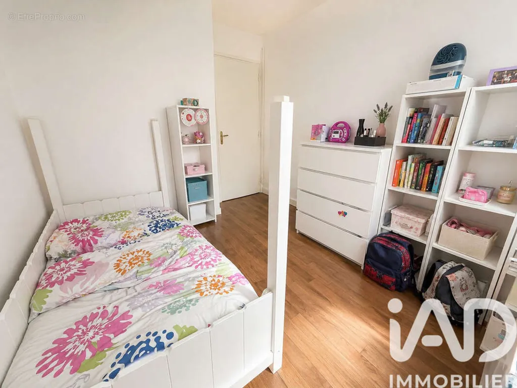 3-toaline korter asukohas Angouleme