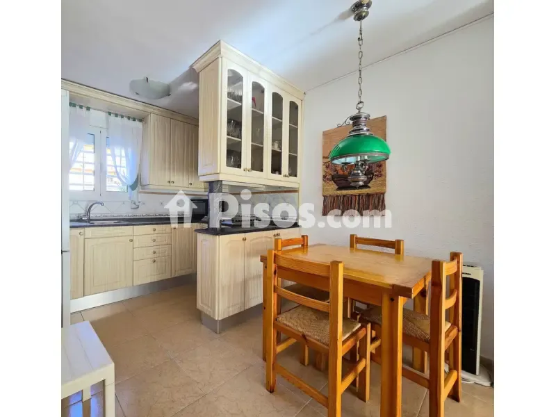 Salle à manger - Reformed Flat with Sea View in L'Aragai