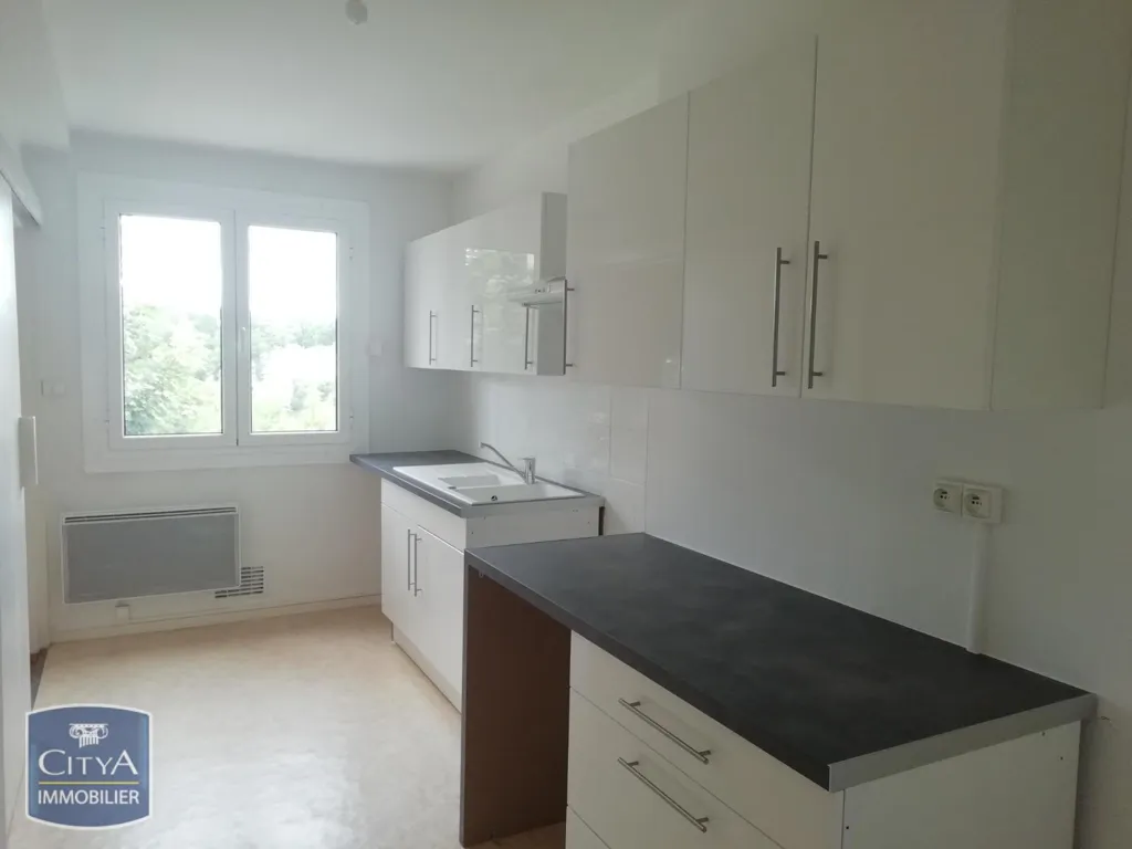 Cucina - 3-Piece Flat with Balcony in Trélissac