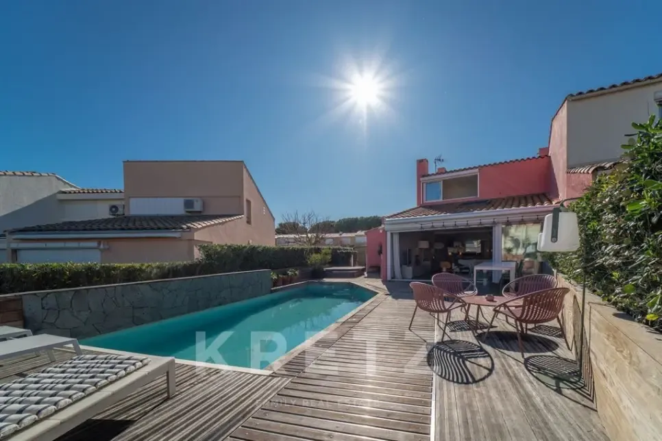 Piscine - Maison 4 pièces à Le Cap d'Agde