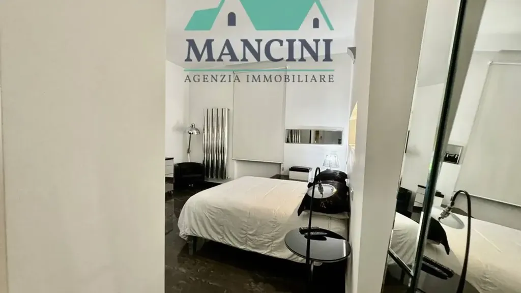 Chambres - Historic Townhouse with Terrace in Jesi