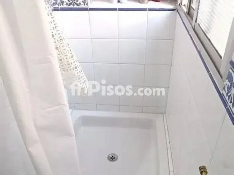 Salles de bain - Chalet with Garden in El Brillante