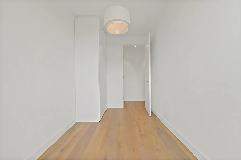 hallway_entrance