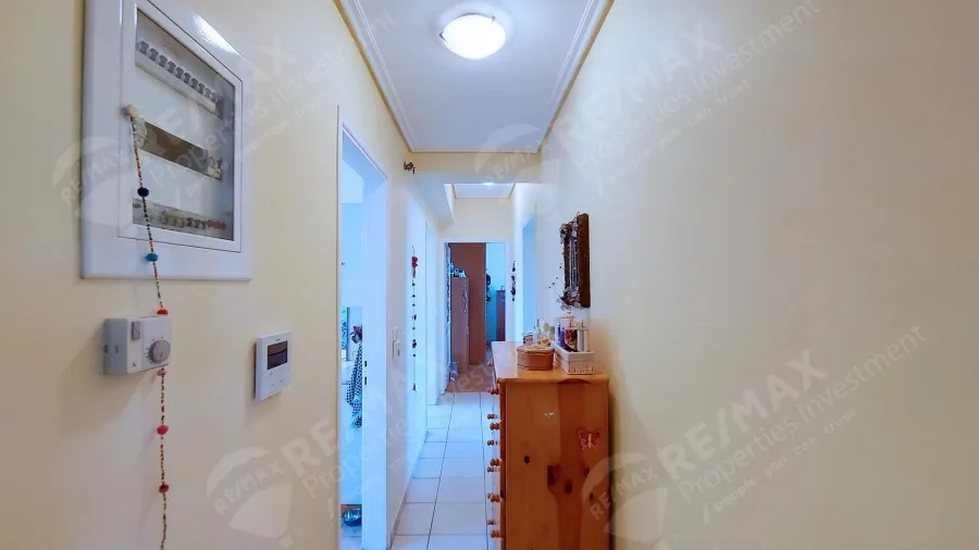 hallway_entrance