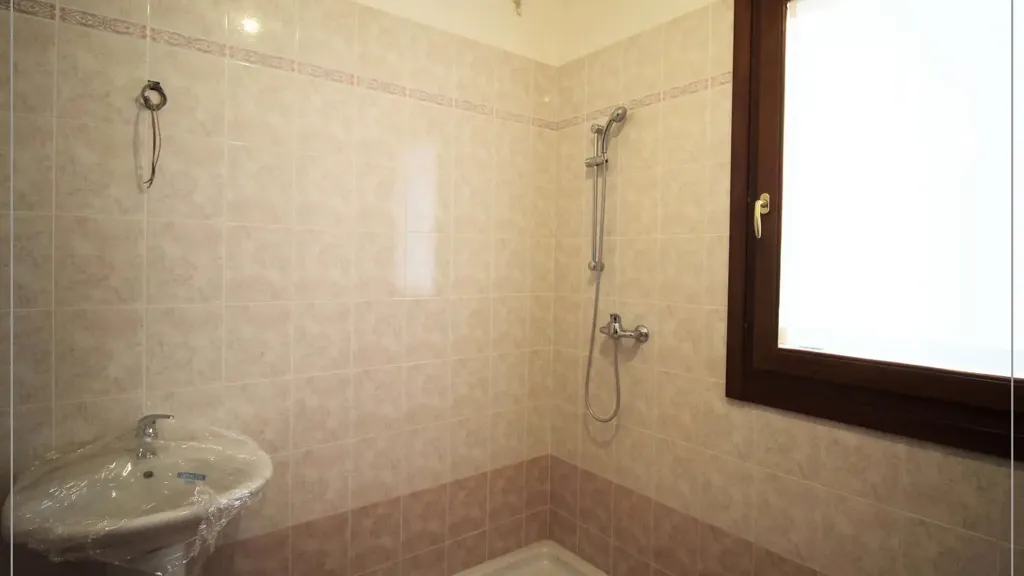 Vannitoad - Trilocale with Terrace in Oderzo