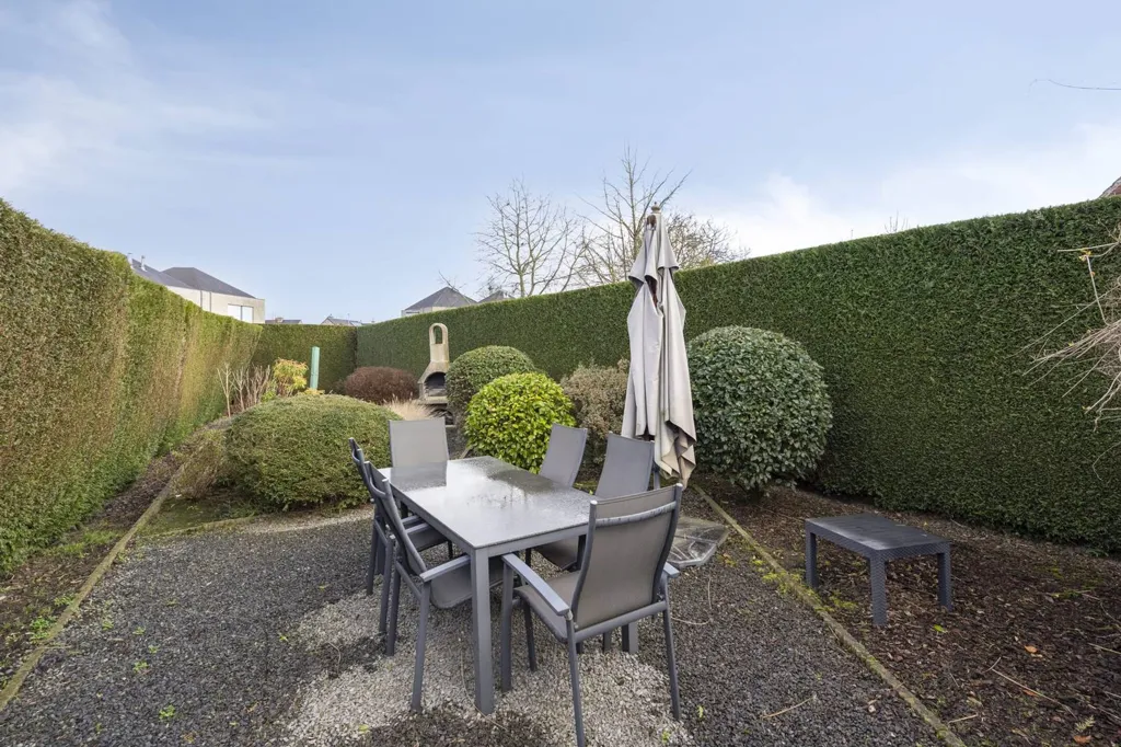 Garden - House with Separate Salon in Lendelede