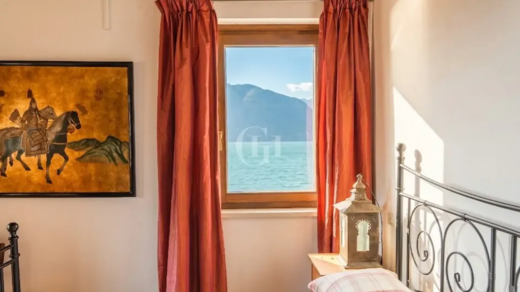 Magamistoad - Villa with Private Terraced Garden in Brenzone