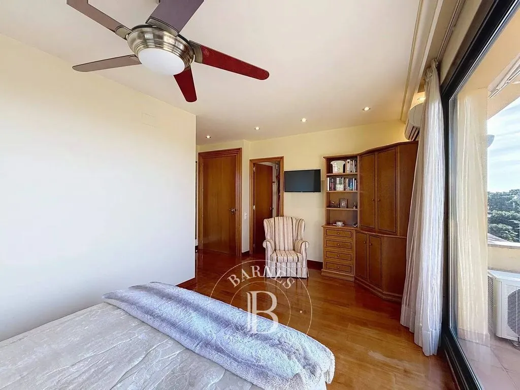 Magamistoad - Luxury Villa with Pool in El Masnou